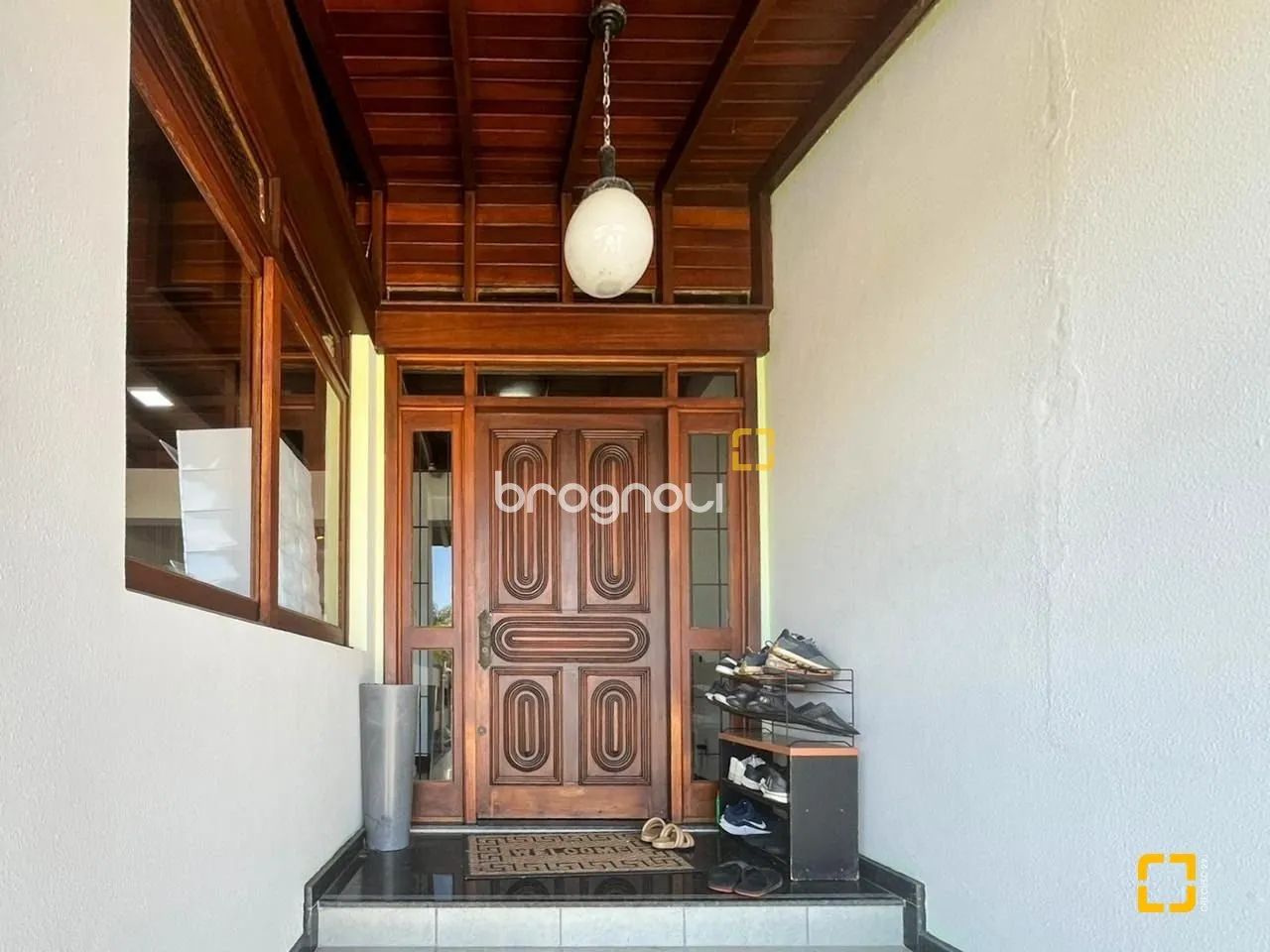 Casa 5 dormitórios sendo 1 suíte no bairro Abraão em Florianópolis SC - Foto 2