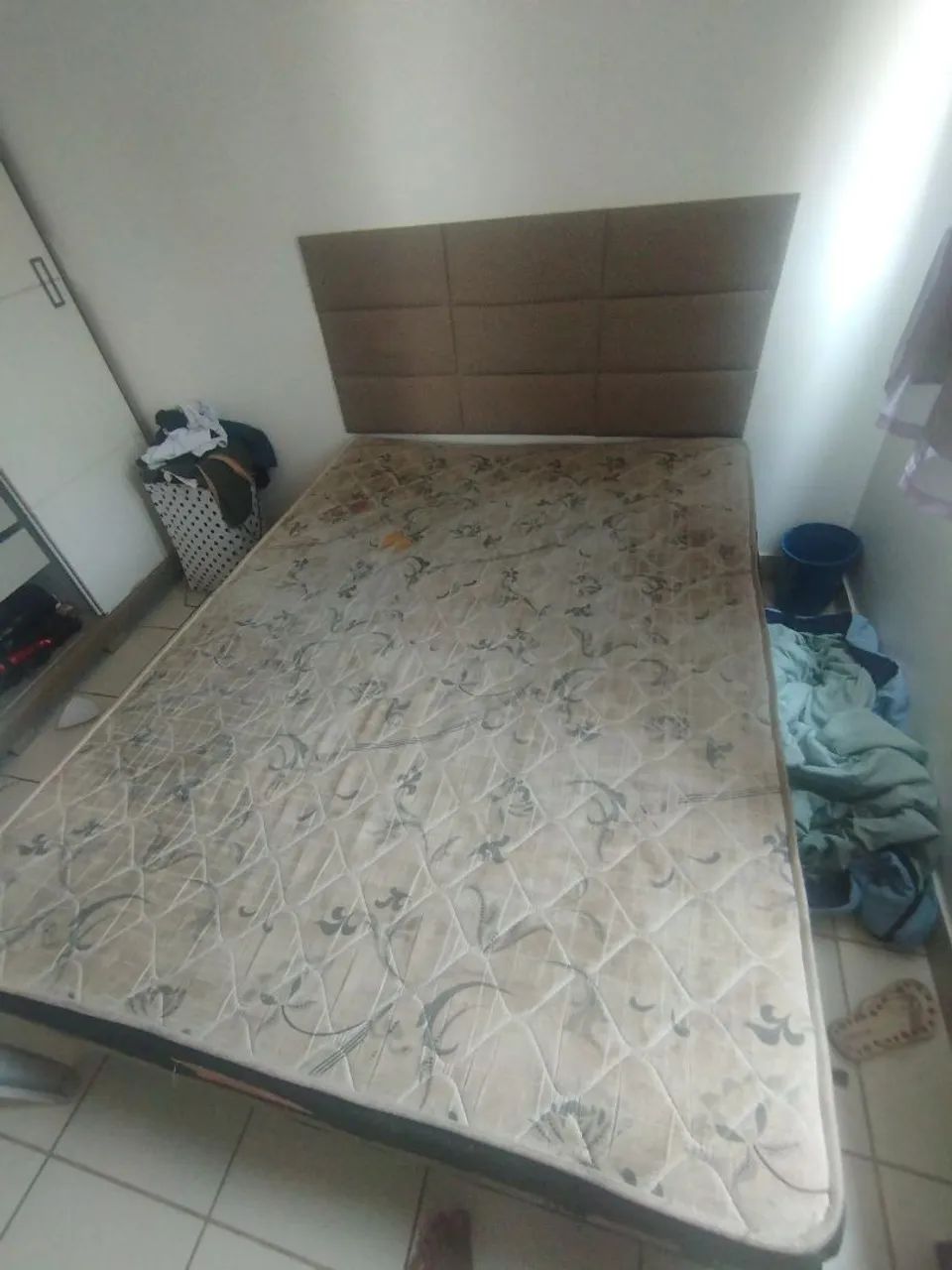 Cama de casal para doação 