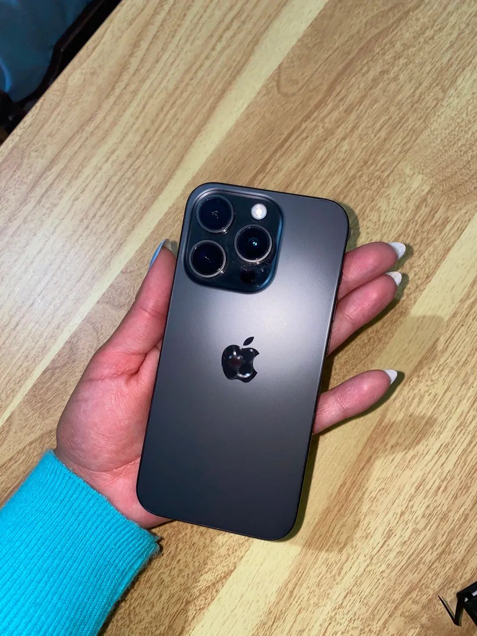 IPhone 15 pro 128gb - Foto 3