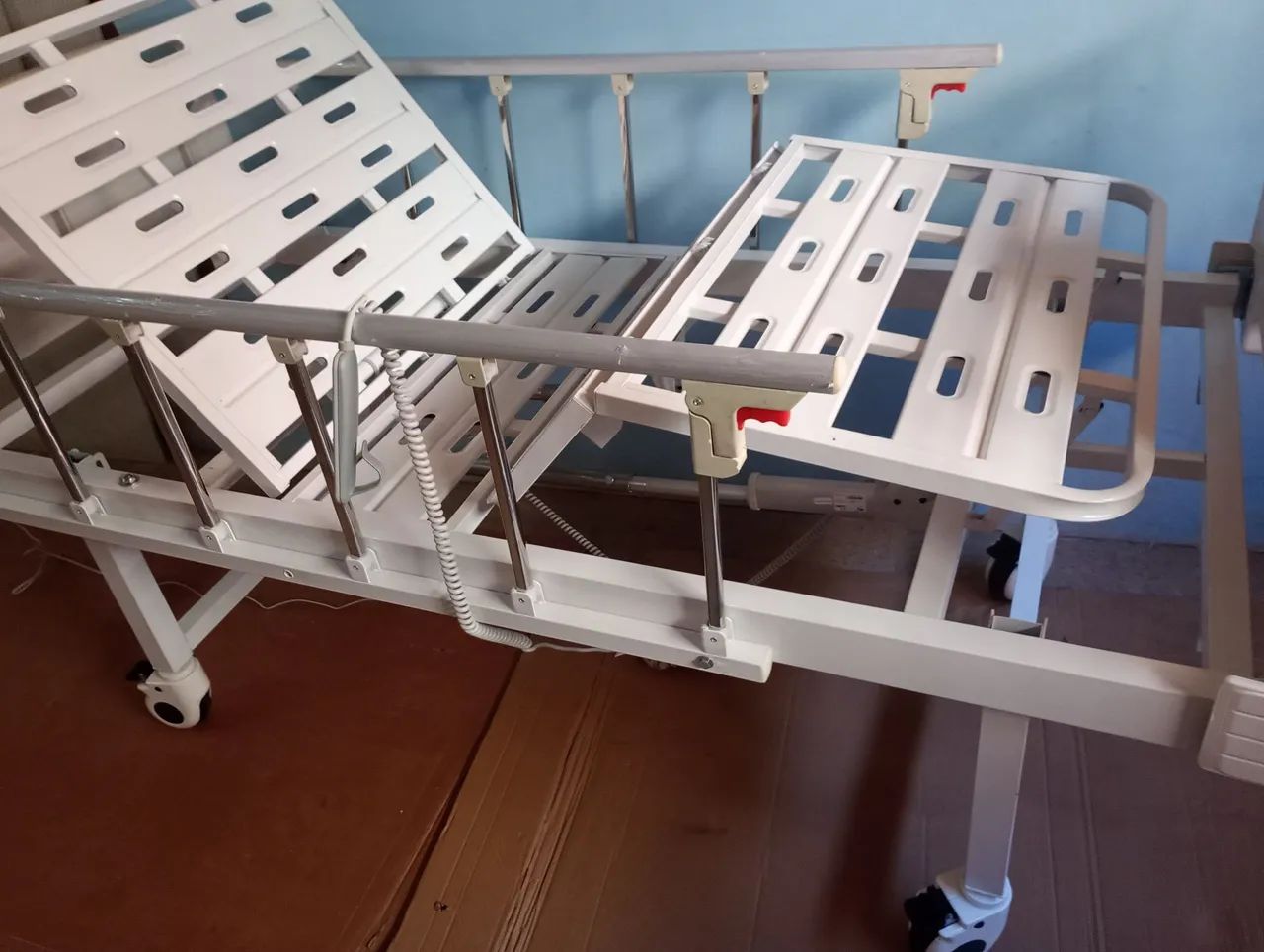Cama Hosp. Elétrica Novíssima Com Garantia e Entrega Grátis. - Foto 2
