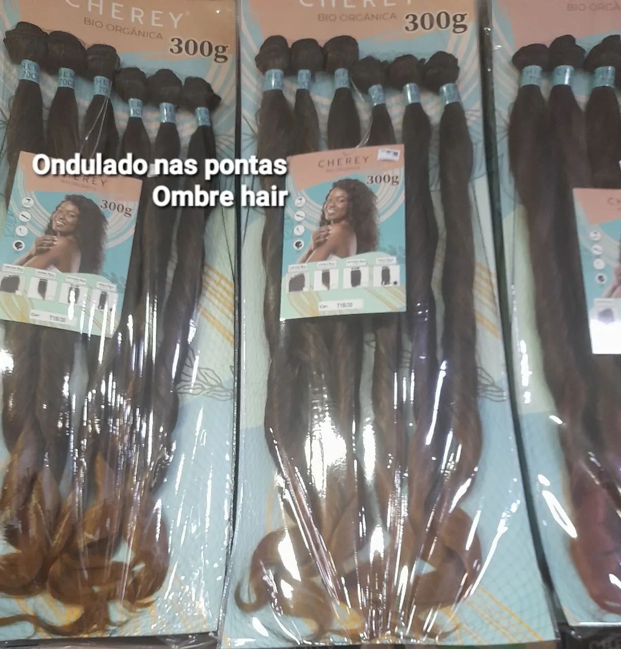 Alongamento Capilar (Mega hair)APLICAÇÃO E MANUTENÇÃO  - Foto 5