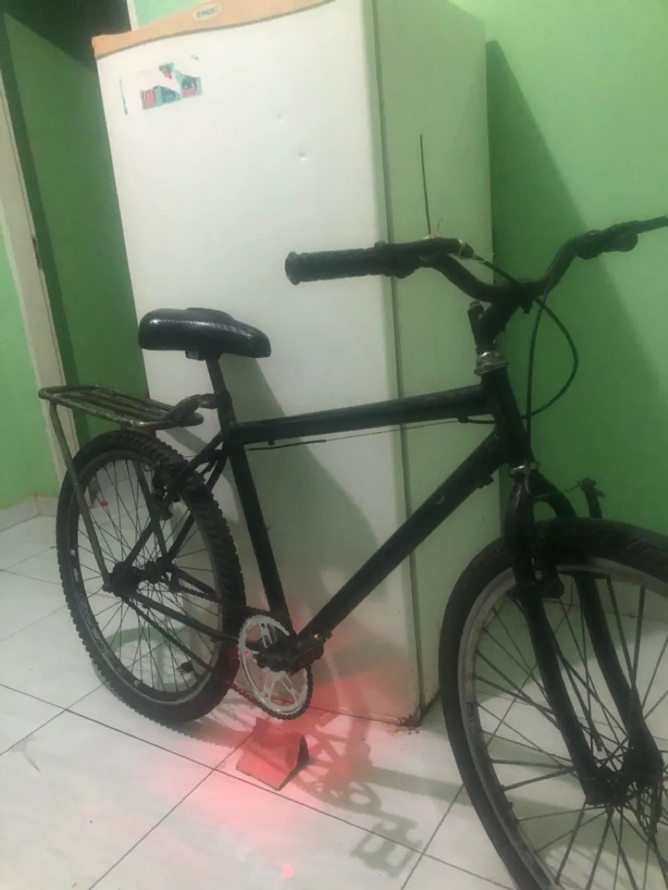 VENDE-SE BICICLETA ARO 26 - Foto 2
