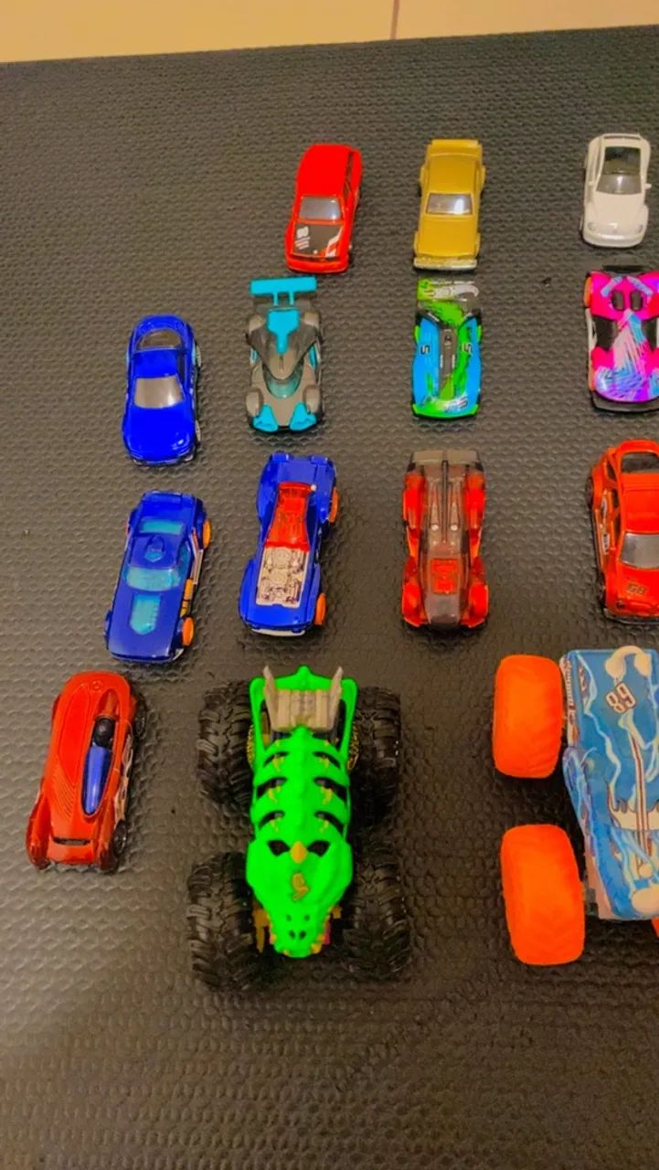 Carrinhos Hot Wheels - Foto 3