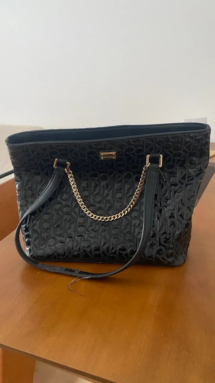 Bolsa preta Calvin Klein 