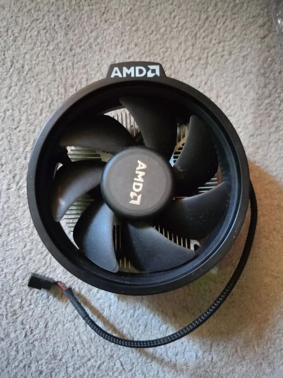Ryzen 3 3200g com Cooler Box usado  - Foto 3