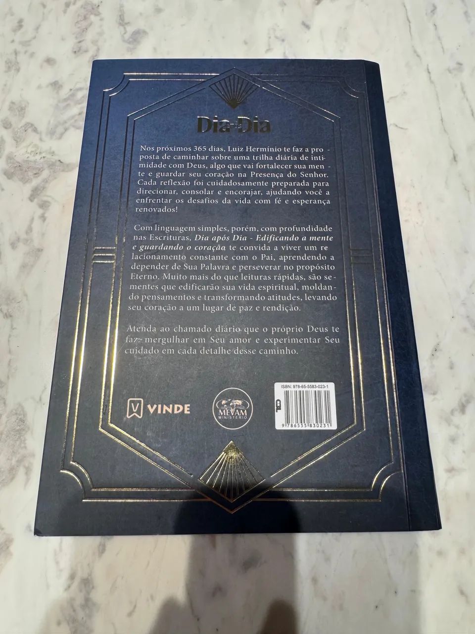Livro Devocional Dia após Dia - Foto 4
