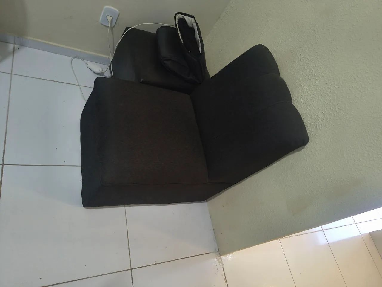 Vende-se conjunto de sofá com 4 lugares. - Foto 4