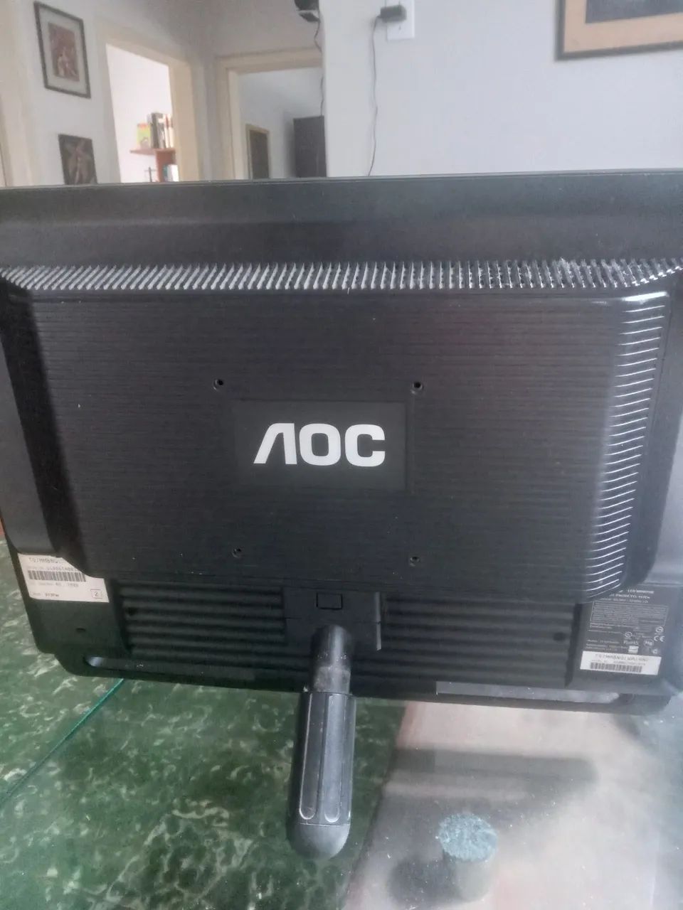 Monitor LCD AOC 17 polegadas com defeito (liga) - Foto 2