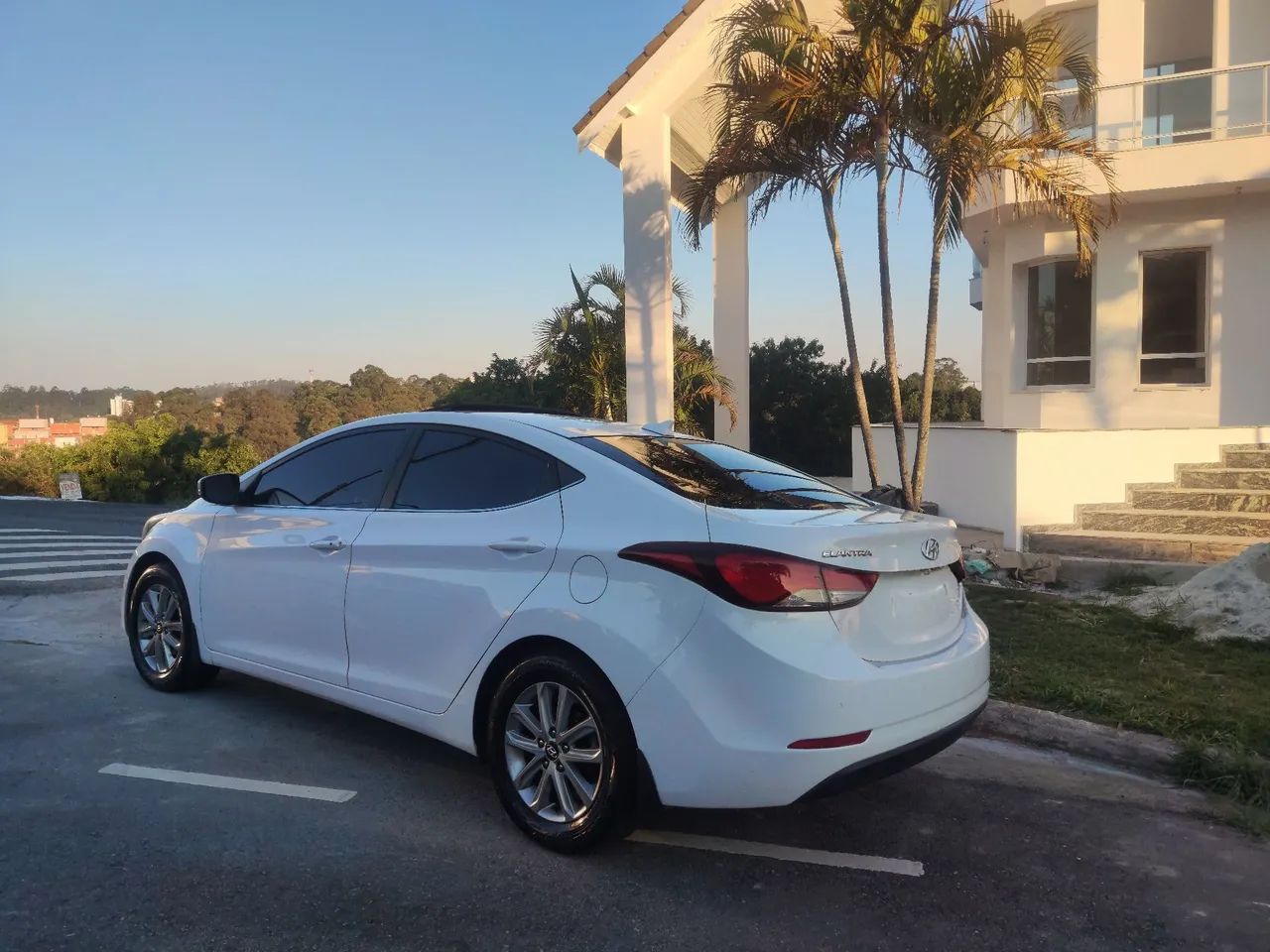 Hyundai Elantra Elantra GLS 2.0 16V Flex Aut. 2015