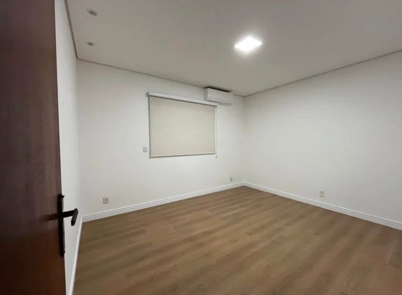 Vendo casa em glória (entrada20 mil) - Foto 2