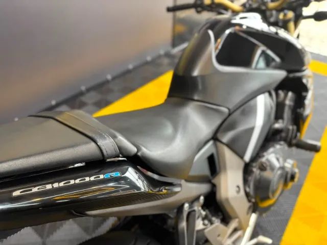 Honda CB 1000R - 2012 - 37 Mil Km - Foto 5