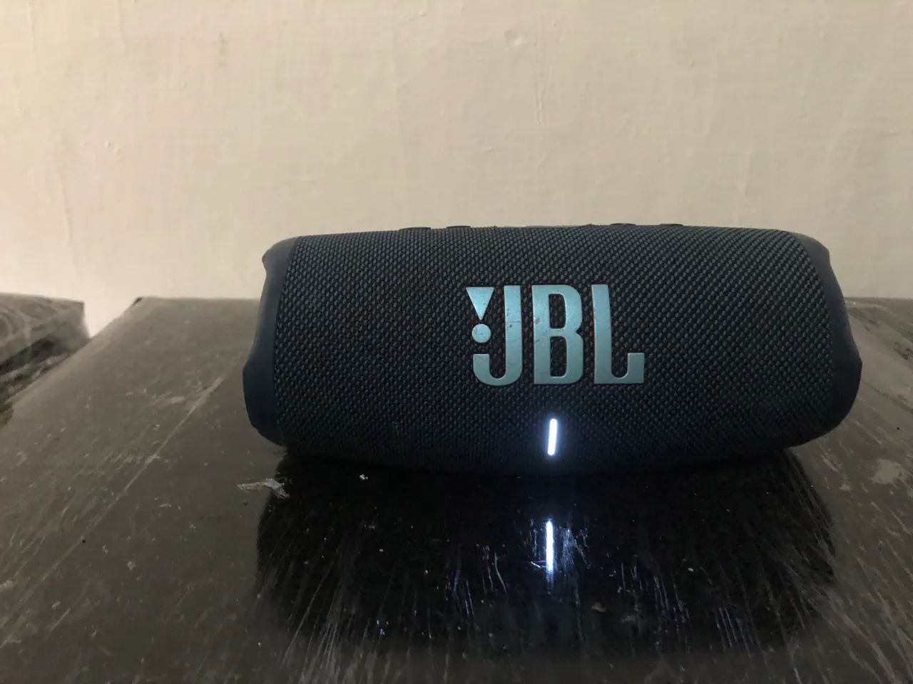 Vendo Jbl charg 5  - Foto 2
