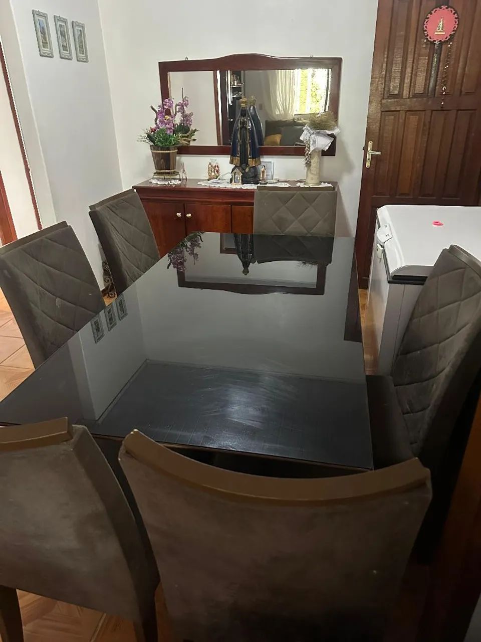 Mesa com 6 cadeiras  - Foto 2