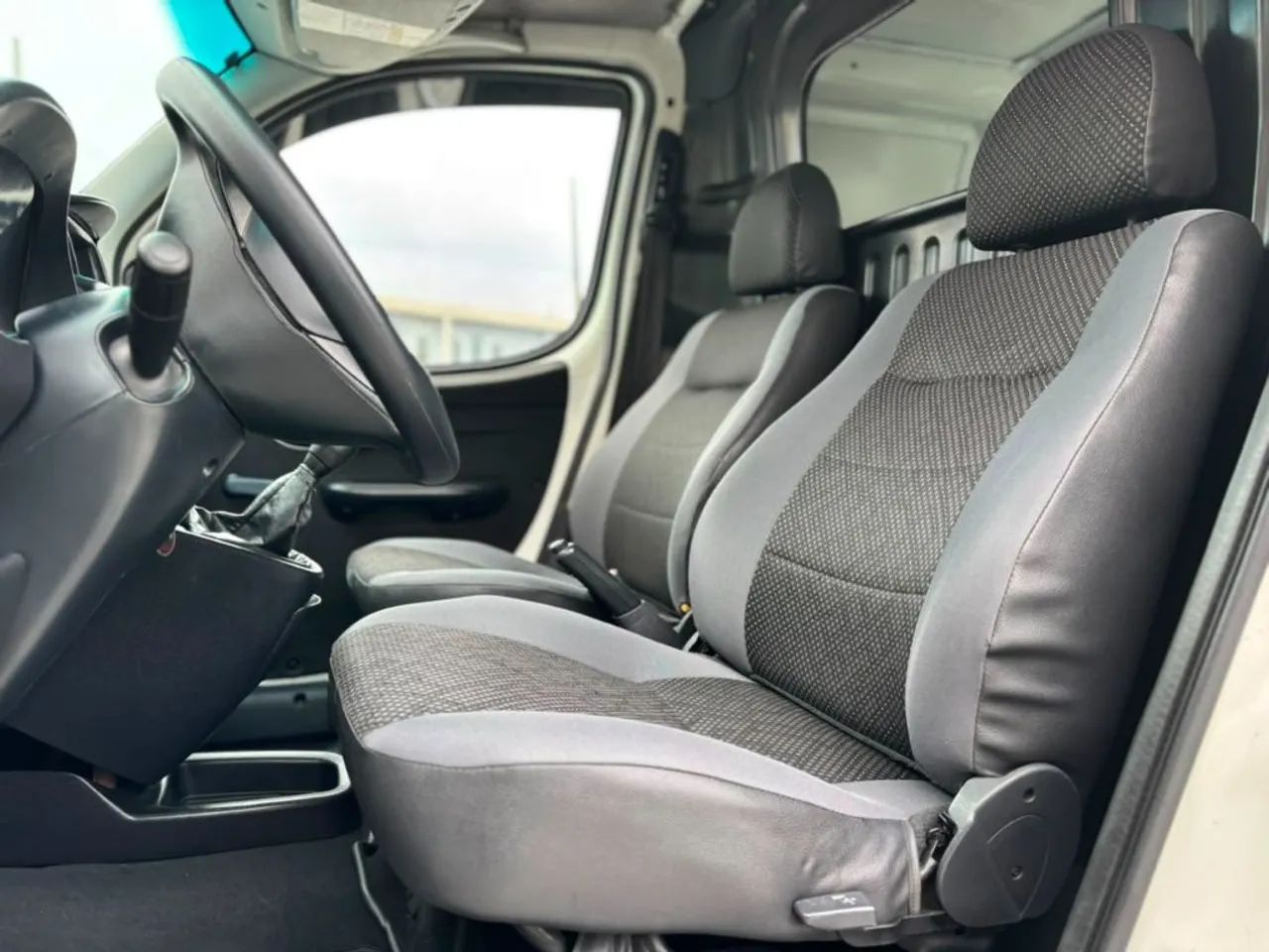 Fiat Doblo Cargo 1.4 MPI Fire Flex 8V 3P 2016 - Foto 4