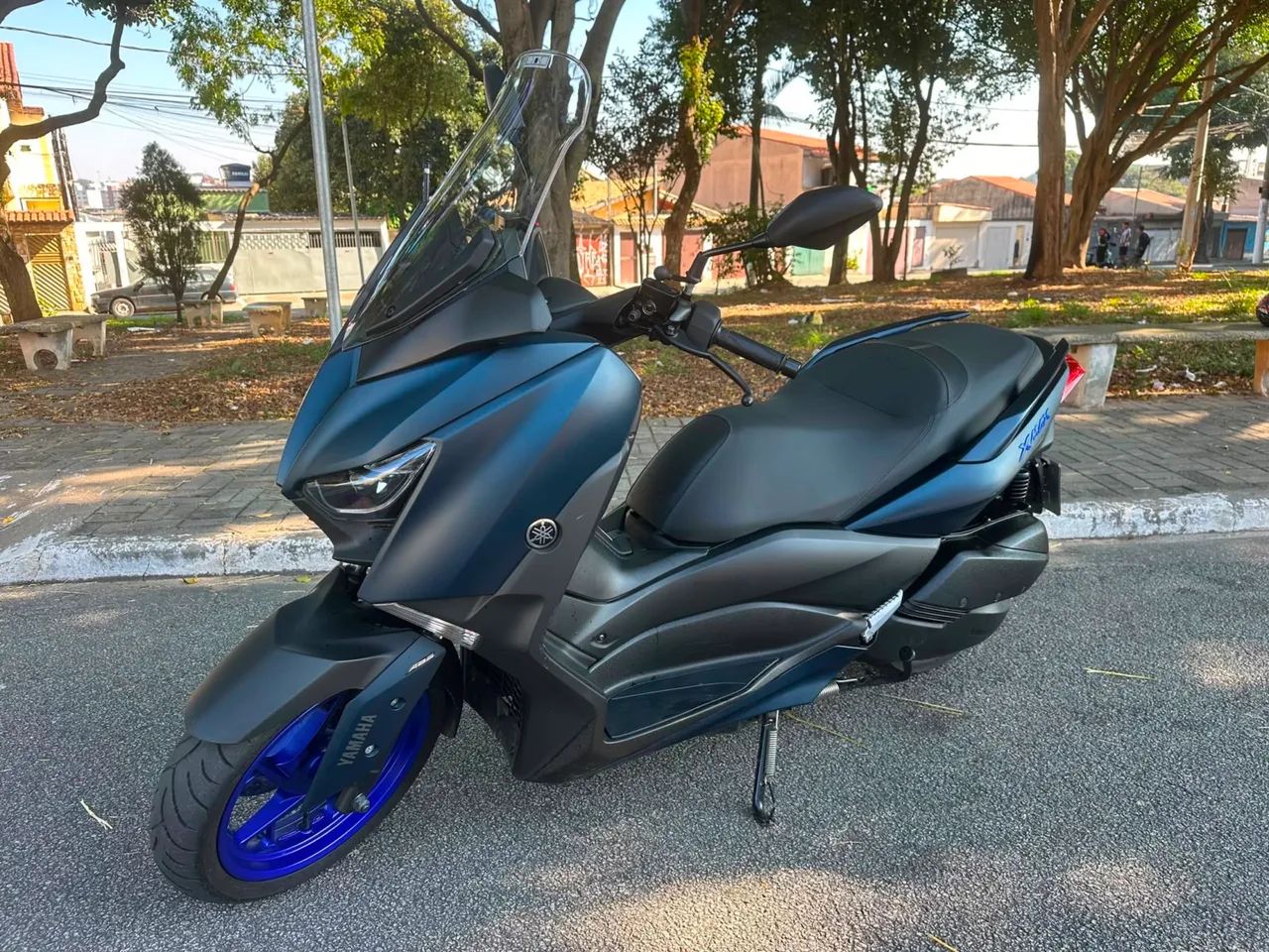 XMAX 250 ABS - Foto 3