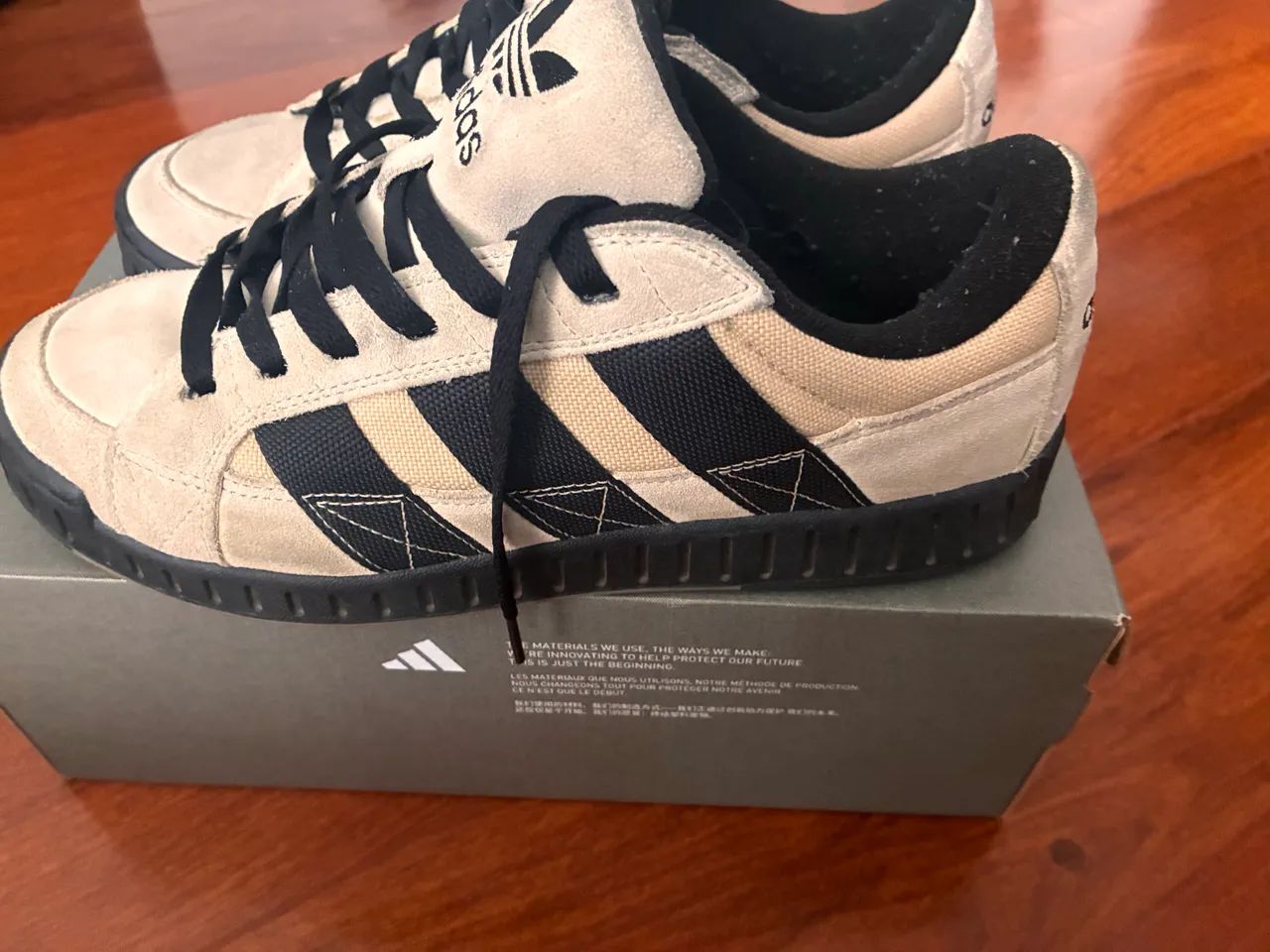 Tênis adidas LWST 