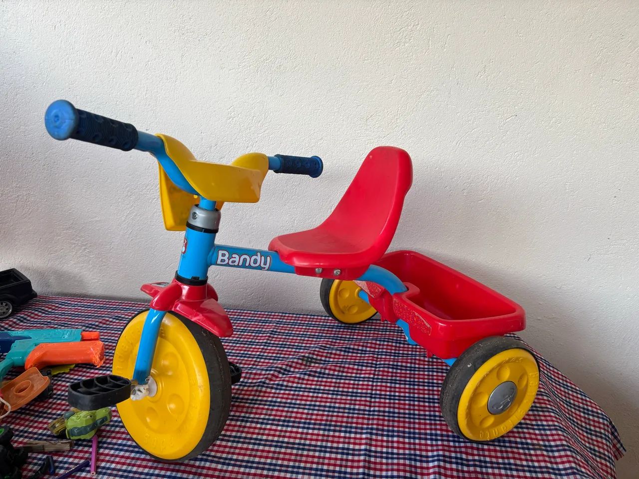 Vendo triciclo infantil  - Foto 4
