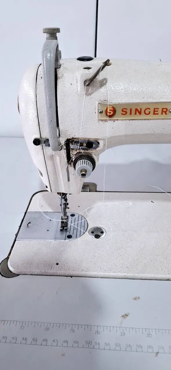 Maquina de costura industrial Singer.  - Foto 2