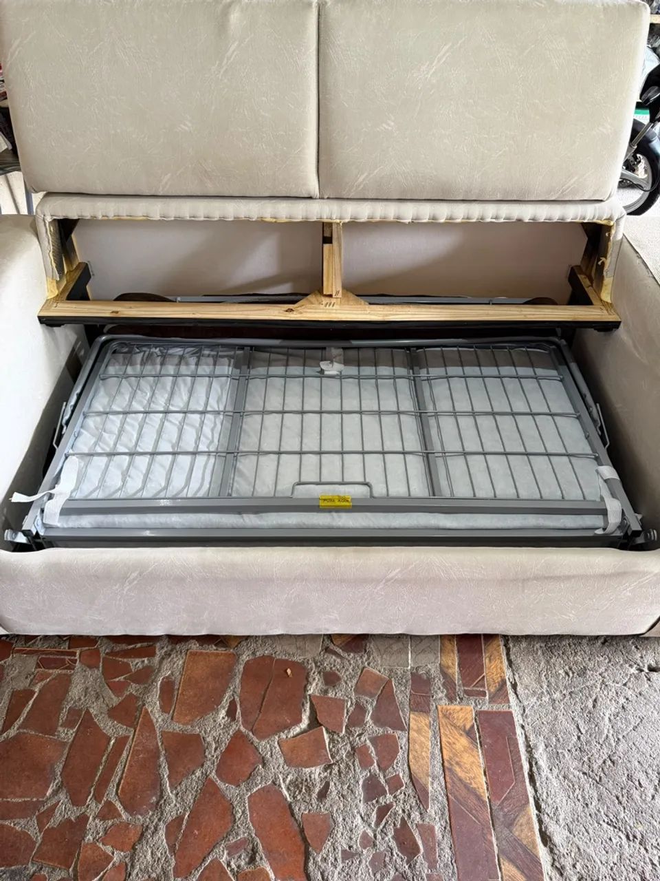 Sofá cama da Sofá&Colchões - 1,87 x 93 x 99 cm alt. - Foto 2