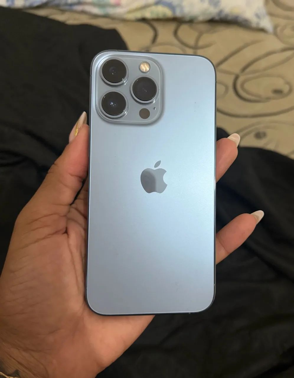 IPHONE 13 PRO 10 MESES DE USO - Foto 2