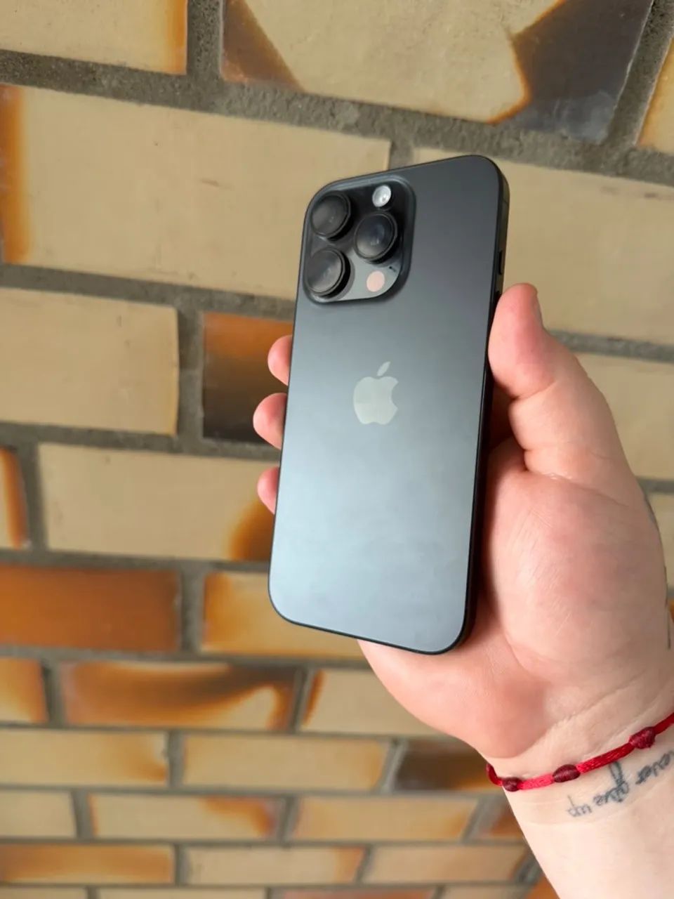 iPhone 16 pro