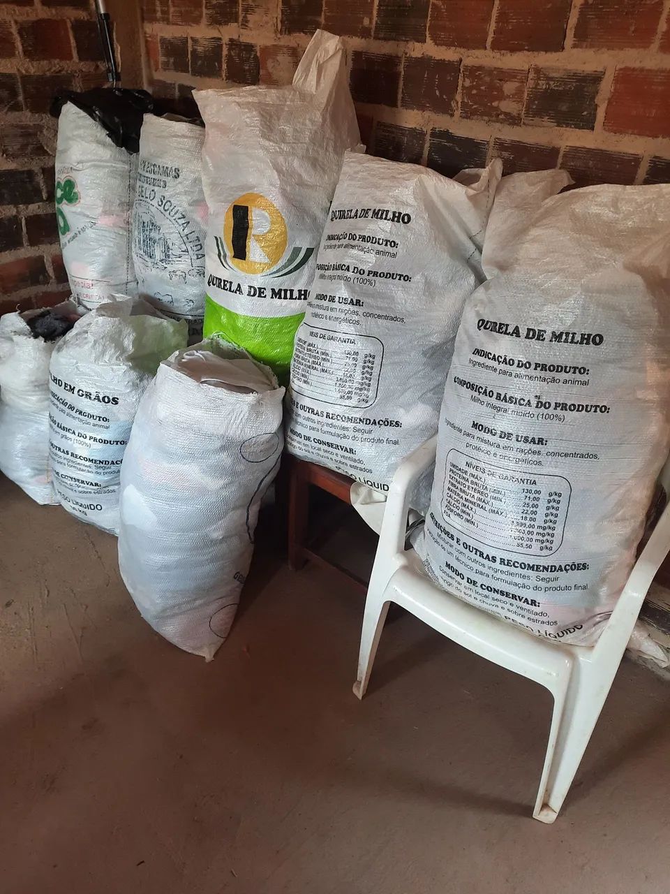 Vende-se 8 Sacos de Roupas Usadas  - Foto 5