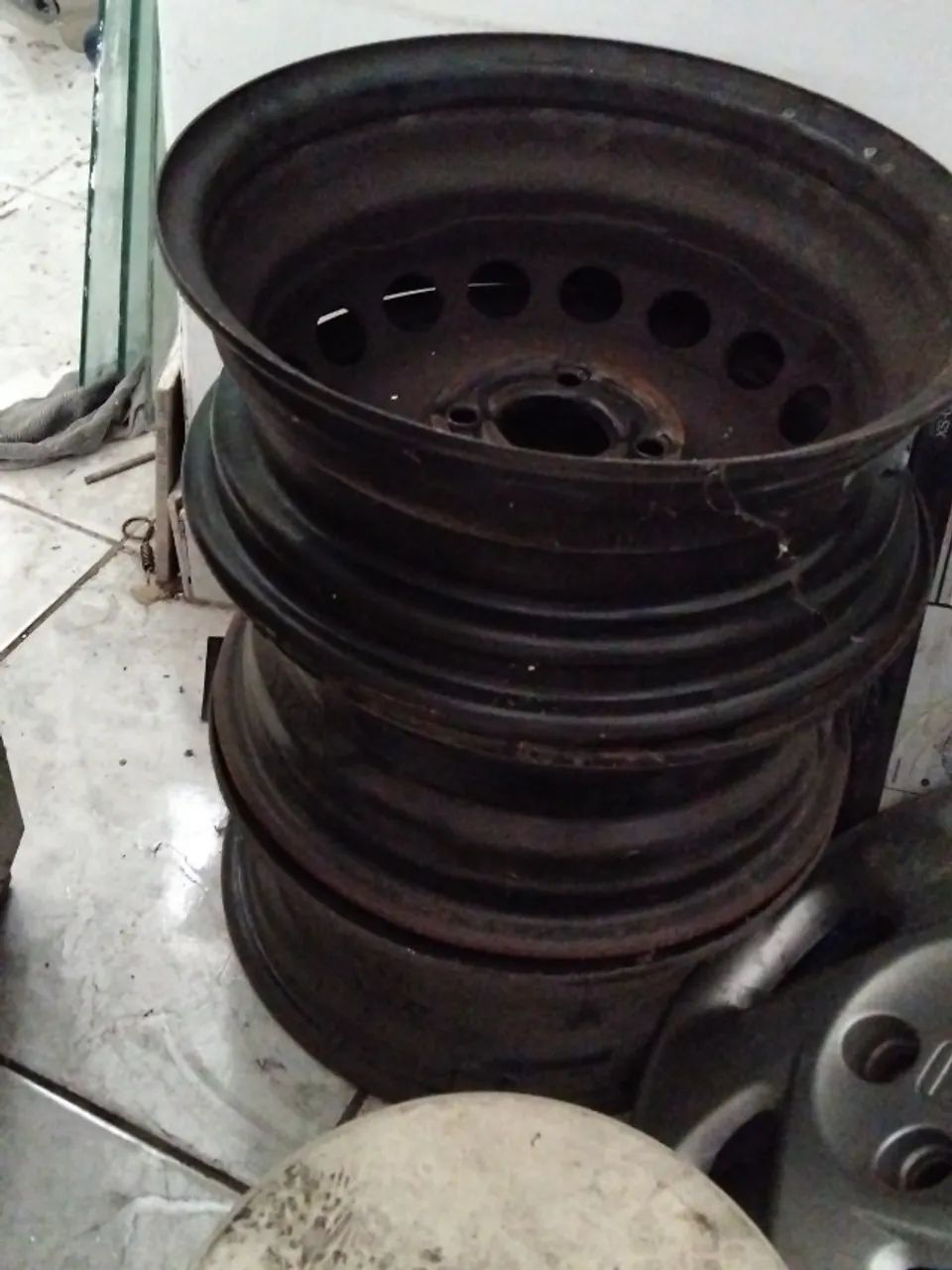 RODA FERRO DE CARRO 