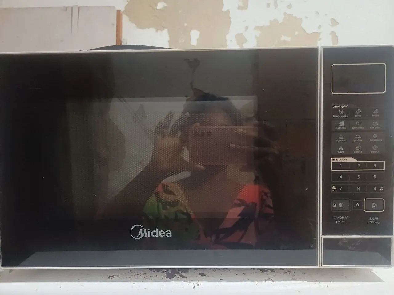 Micro-ondas midea 20l