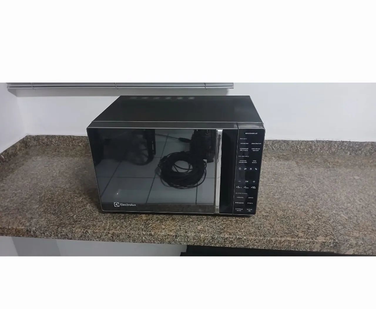 Microondas Eletrolux 23litros 220w