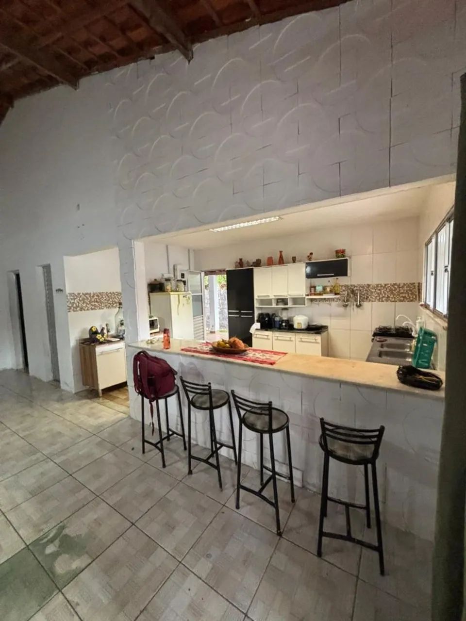 Casa arejada e bem espaçosa Alugo e Vendo - Foto 5