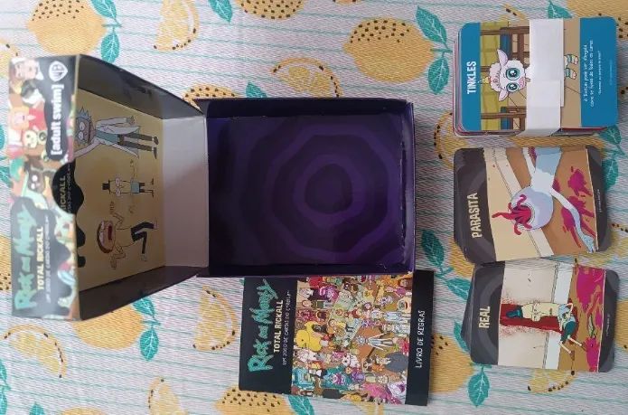  Rick and Morty: Total Rickall Card Game - Foto 3