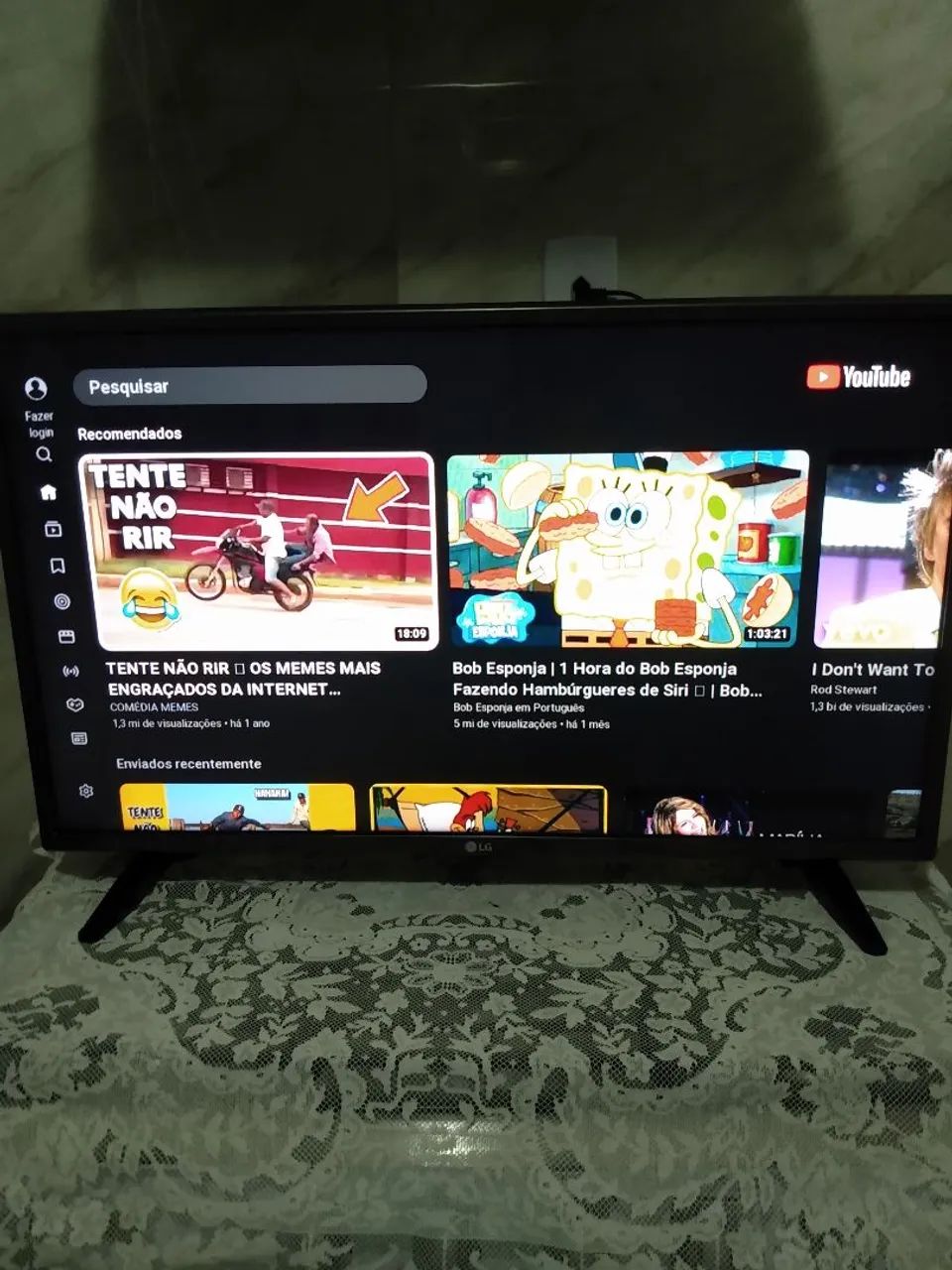 TV  LG 32 polegadas smart , semi-novo  - Foto 2