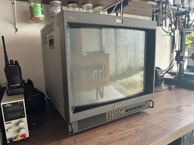 Monitor Sony Trinitron PVM 20M4U CRT - Foto 4
