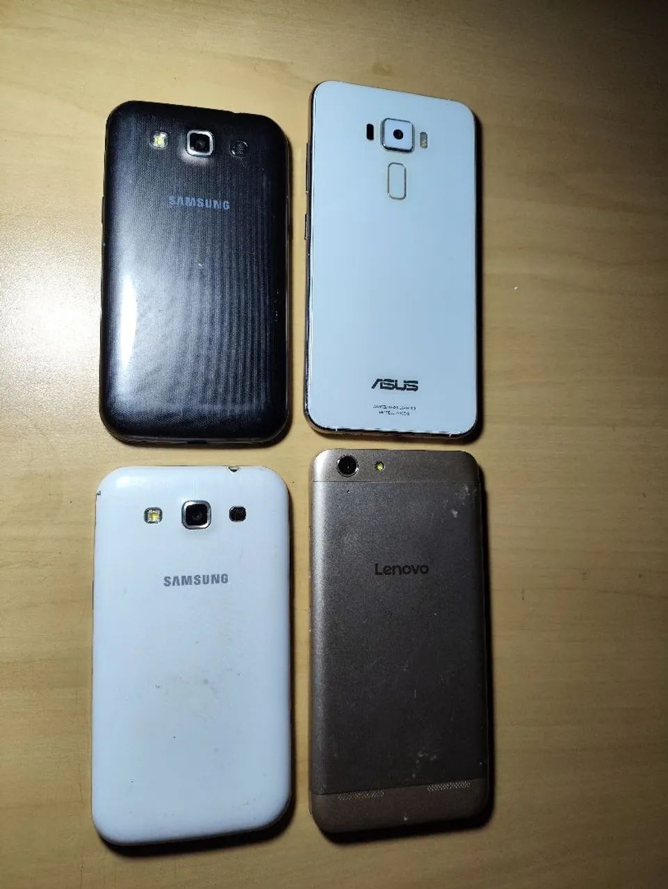 4 Celulares - Foto 2