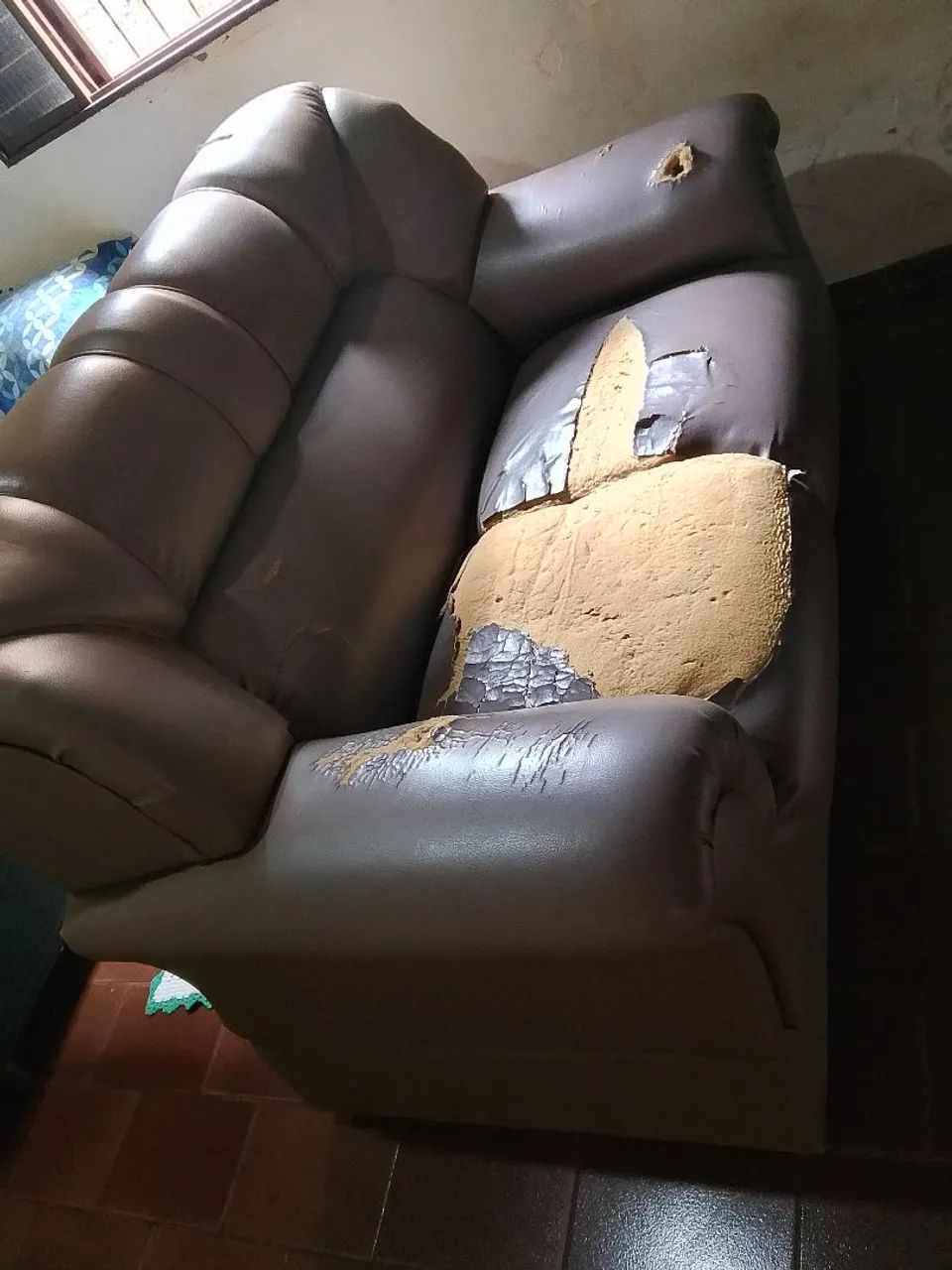 Two-Seater Sofa456503368206274560