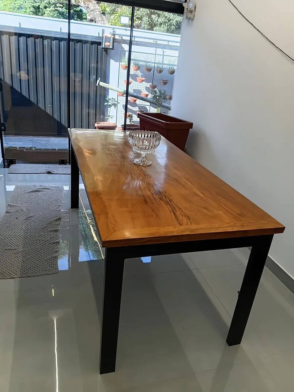 Mesa de peroba