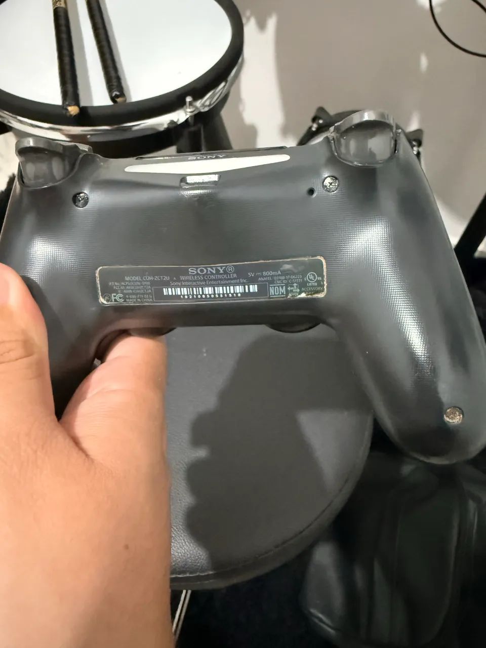 Controle PS4 com defeito na seta esquerda  - Foto 3