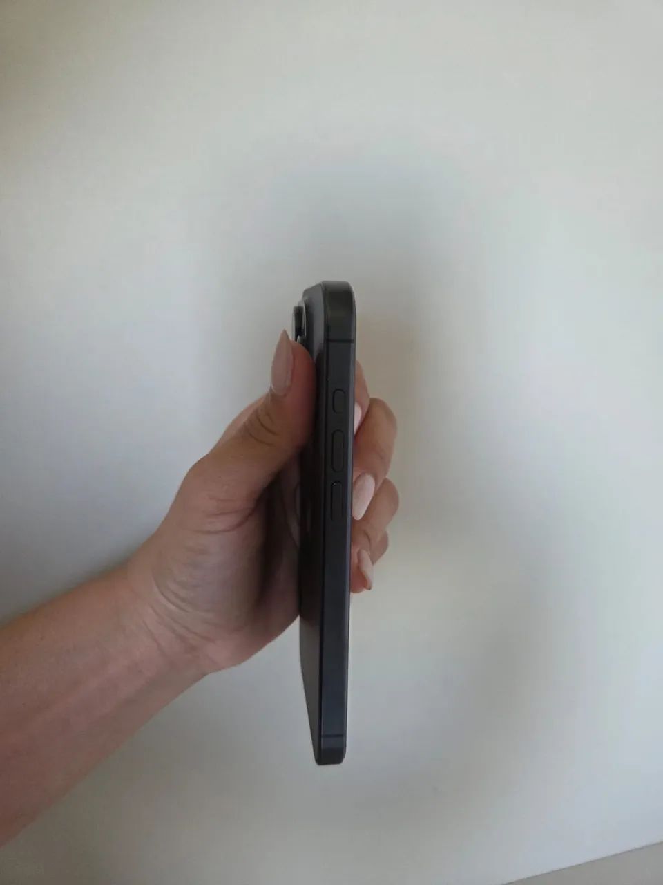 iPhone 15 pro 128 GB 