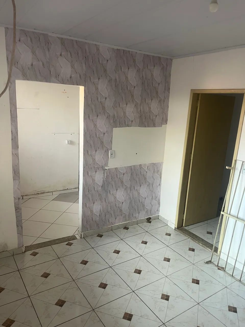 Vende se uma casa 2 quartos sala cozinha e uma área de serviço  - Foto 5