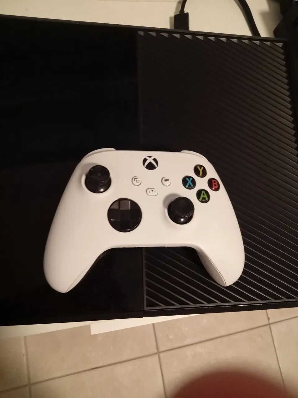Xbox one semi novo - Foto 4