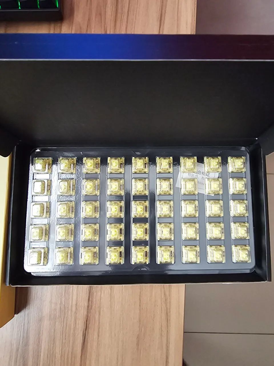 Switch Akko Creamy Yellow pro V3 - Foto 2