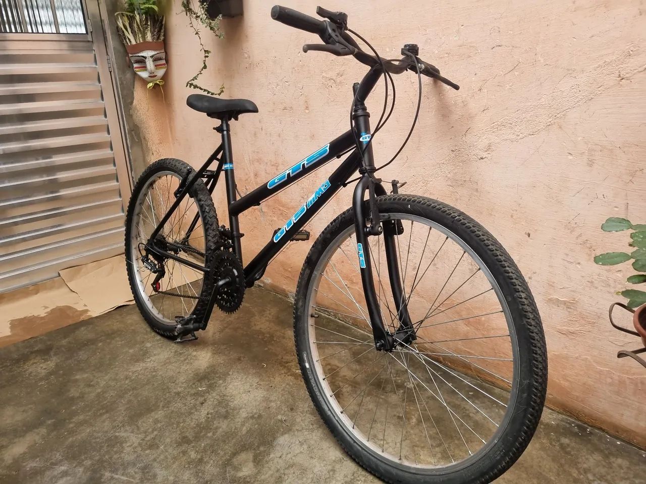 Vendo bikr aro 26 com marchas em ótimo estado. - Foto 4