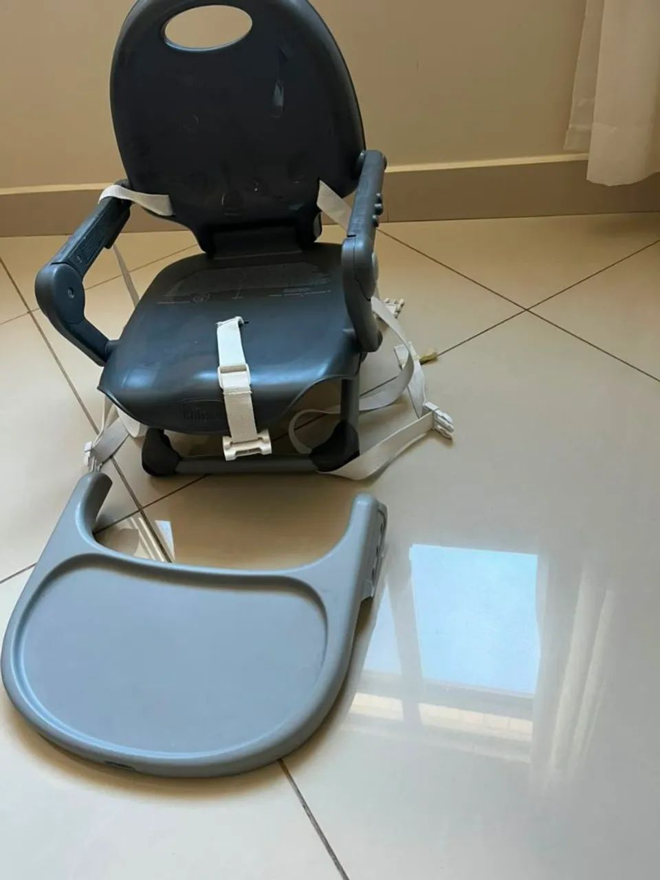 Cadeira de Alimentação Portátil Chicco Mode - Prática e Compacta - Foto 4