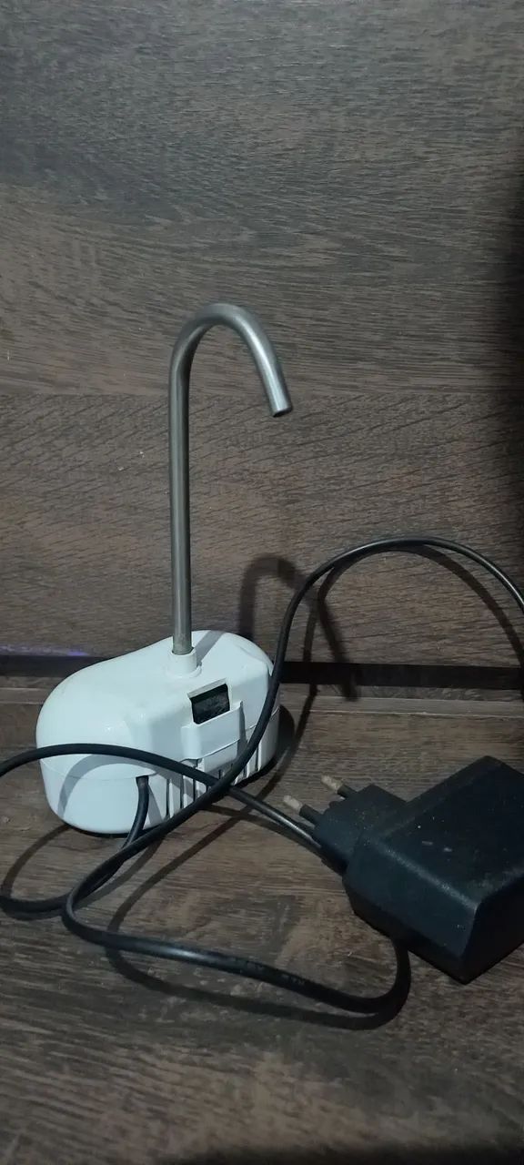 Bonba bebedouro com torneira 