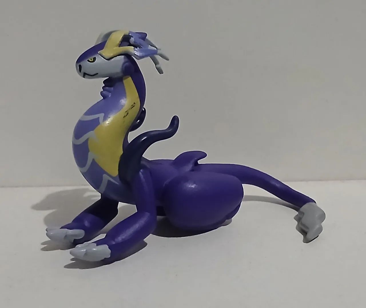 BONECO ACTION FIGURE MINIATURA POKEMON MIRAIDON