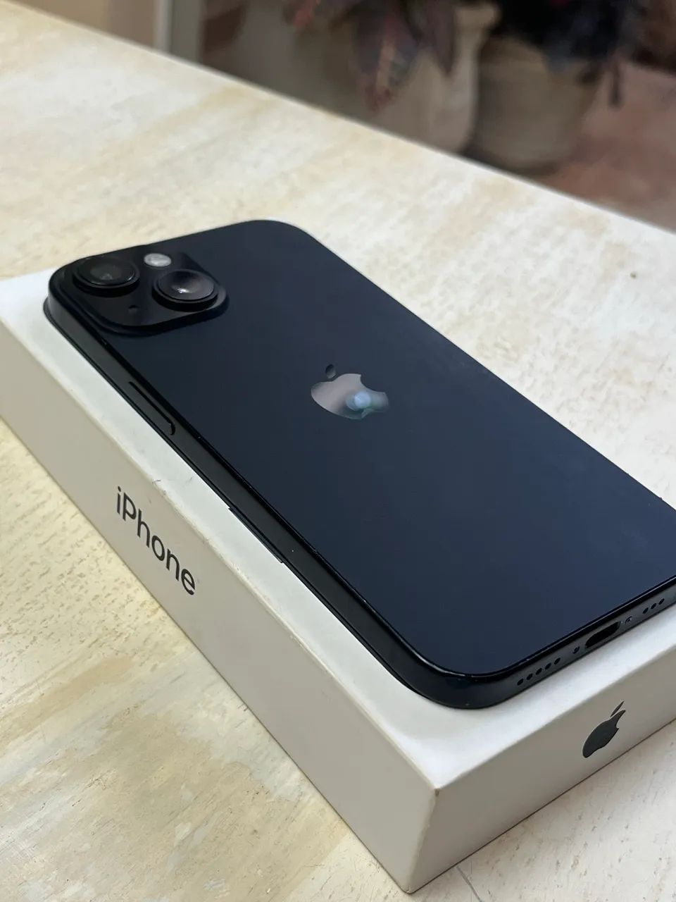 Iphone 15 128gb - Bateria 90%. 