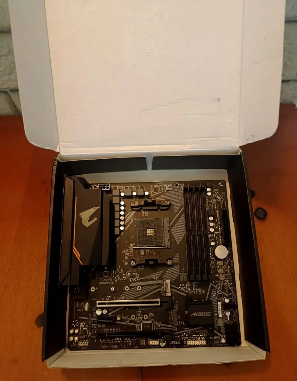 Placa mãe B550M AORUS ELITE Novinha  - Foto 5