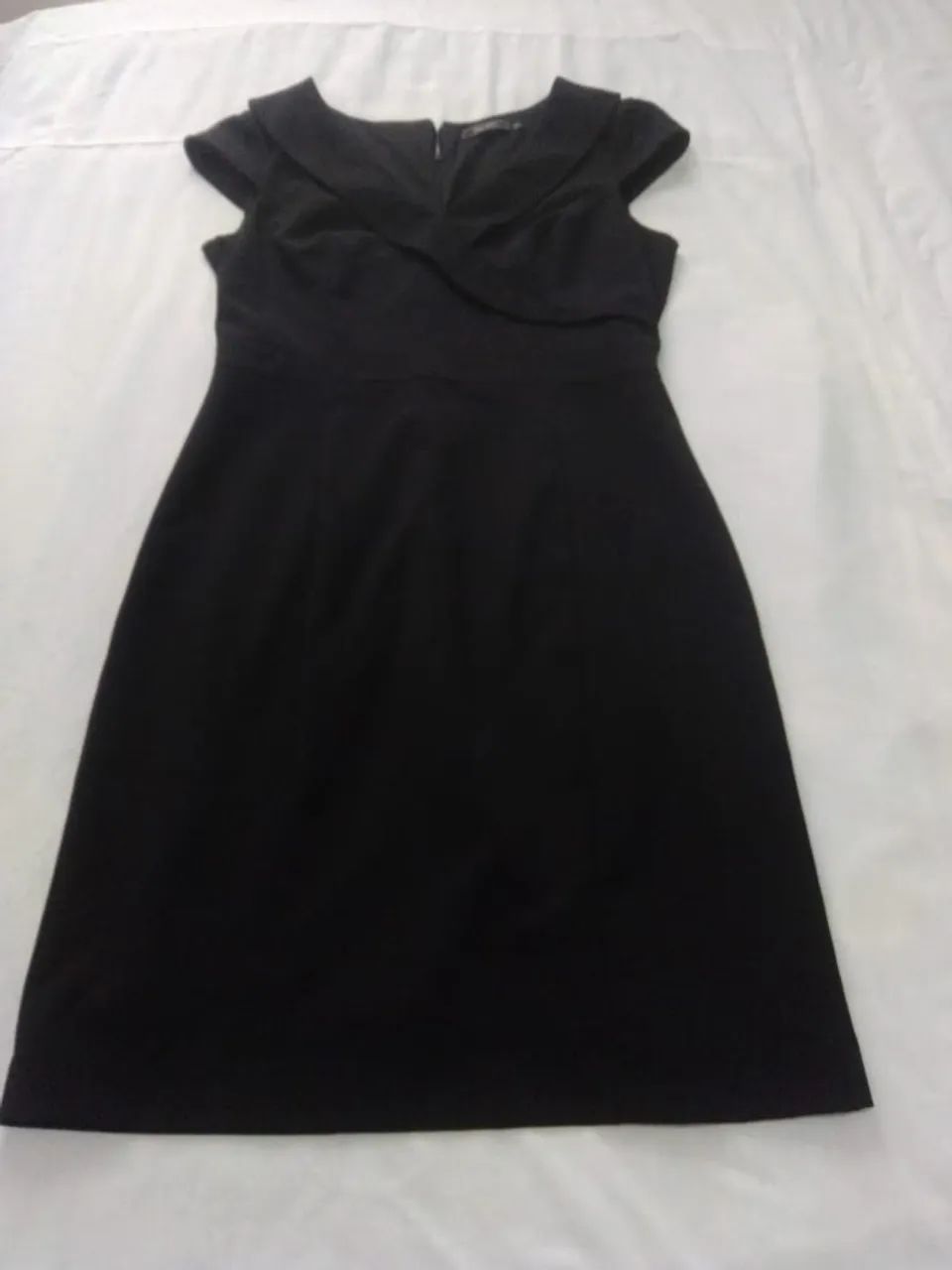 Vestido preto elegante marca Ducatto