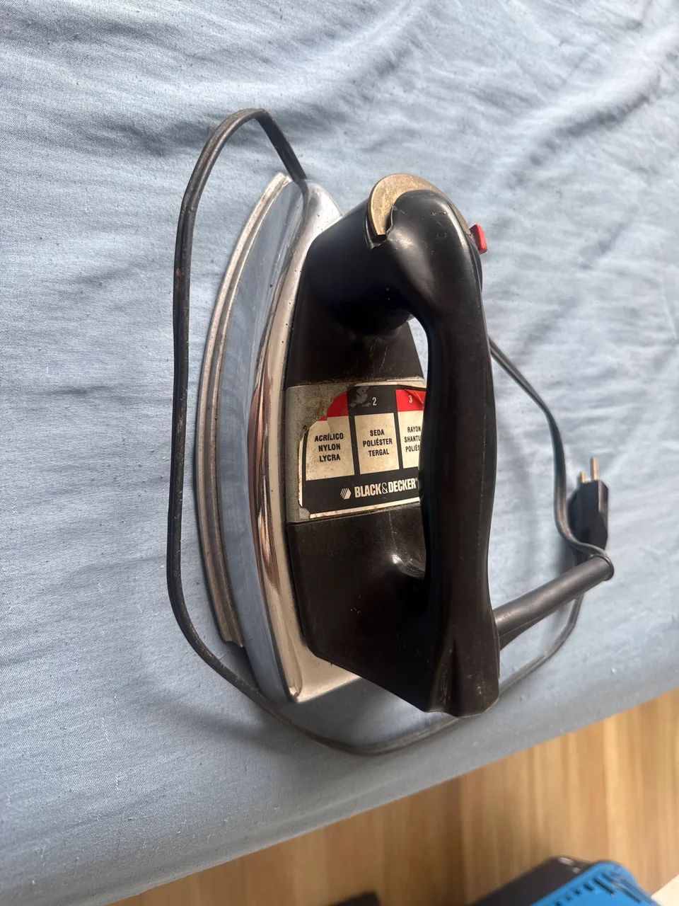 Ferro de passar roupa
