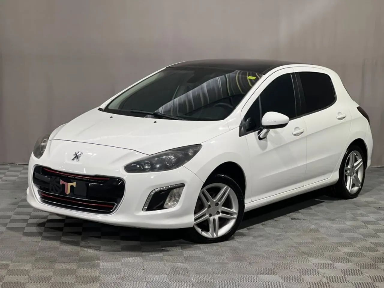 Peugeot 308 Active 1.6 Flex 16V 5P Mec. 2014